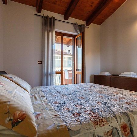 Casa Lilla 1 E 2 Apartment โอริสตาโน ภายนอก รูปภาพ