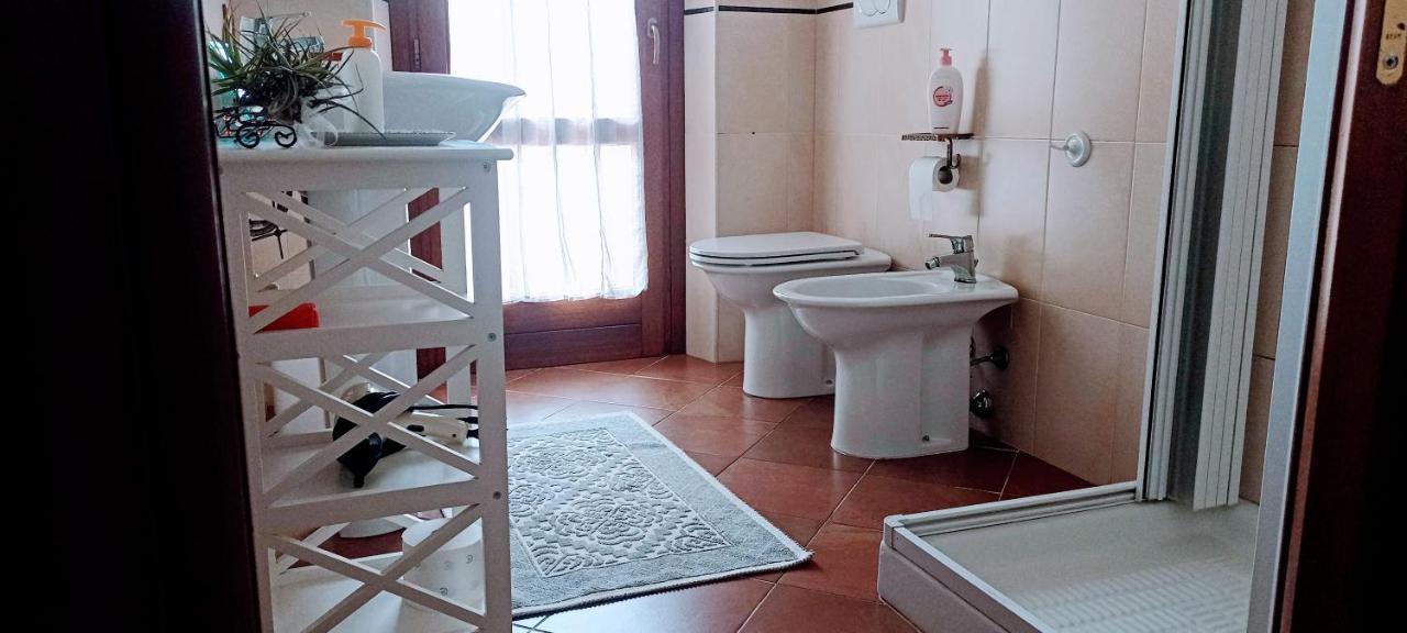 Casa Lilla 1 E 2 Apartment โอริสตาโน ภายนอก รูปภาพ